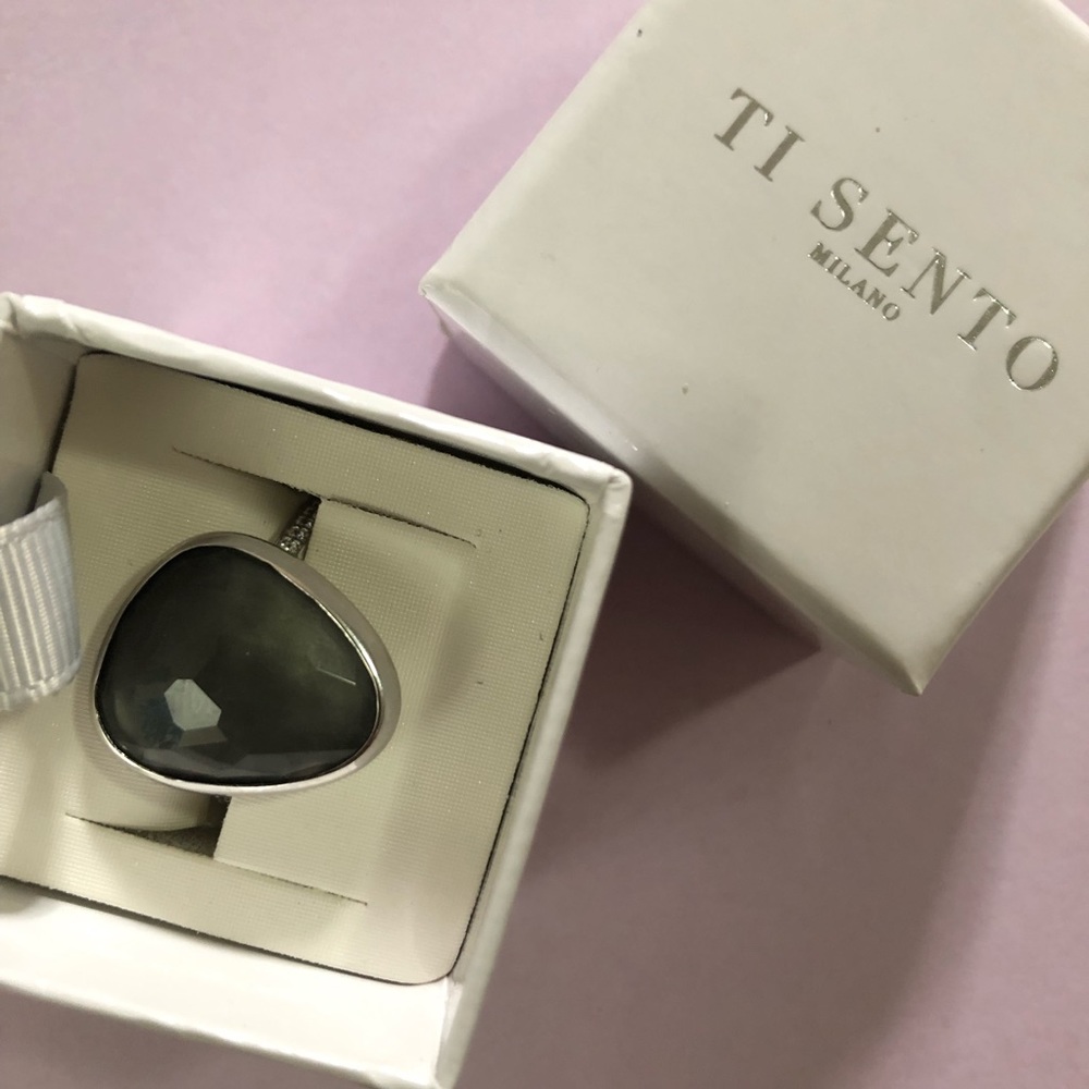 Ti Sento Milano cocktail ring.